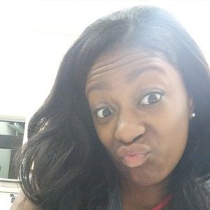 Meet your Posher, Shamika